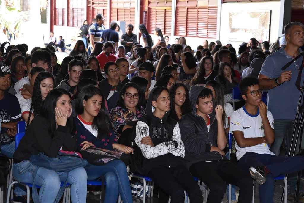 2018.05.11_Palestra Assedio nas escolas CEM 417 de Santa Maria_fotos Joelma Bomfim (18)